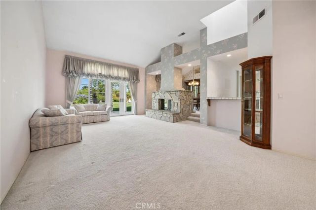 26072 Charing Cross, Valencia, CA 91355