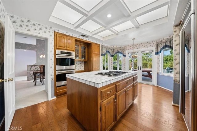 26072 Charing Cross, Valencia, CA 91355