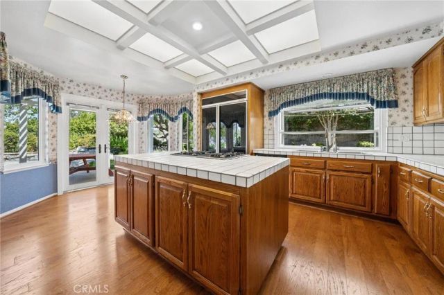 26072 Charing Cross, Valencia, CA 91355