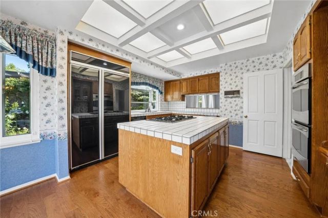 26072 Charing Cross, Valencia, CA 91355