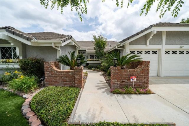 26072 Charing Cross, Valencia, CA 91355
