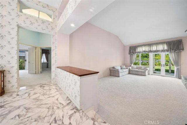 26072 Charing Cross, Valencia, CA 91355