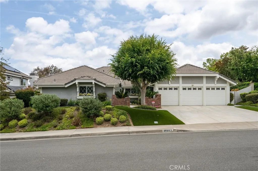 26072 Charing Cross, Valencia, CA 91355