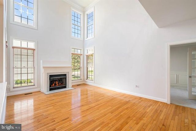 2038 MADRILLON RD, Vienna, VA 22182