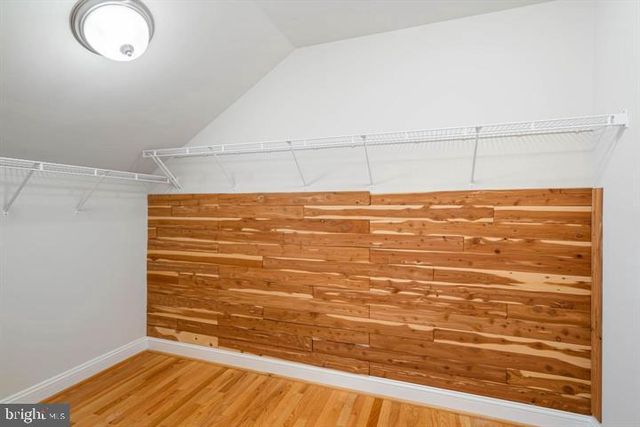 2038 MADRILLON RD, Vienna, VA 22182