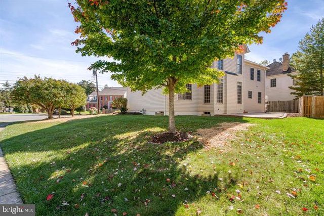 2038 MADRILLON RD, Vienna, VA 22182