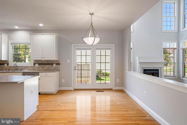 2038 MADRILLON RD, Vienna, VA 22182