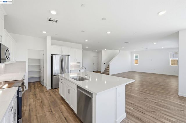 1028 Bluebell Circle, Discovery Bay, CA 94505