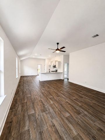 9308 Hard Rock Road, Conroe, TX 77303