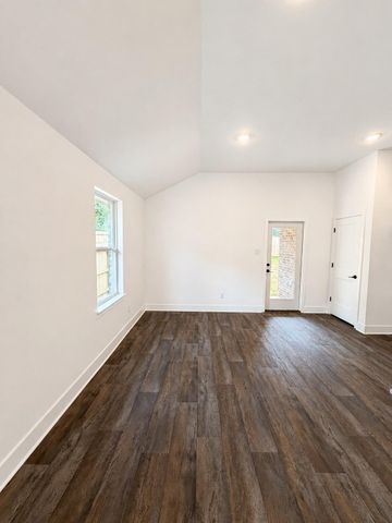 9308 Hard Rock Road, Conroe, TX 77303