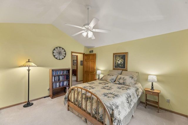 506 E Rossman STREET, Hartford, WI 53027