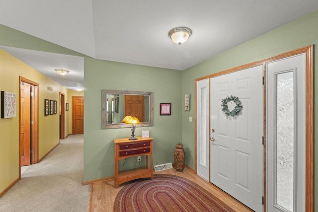 506 E Rossman STREET, Hartford, WI 53027