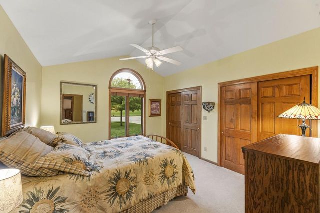506 E Rossman STREET, Hartford, WI 53027