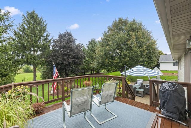506 E Rossman STREET, Hartford, WI 53027