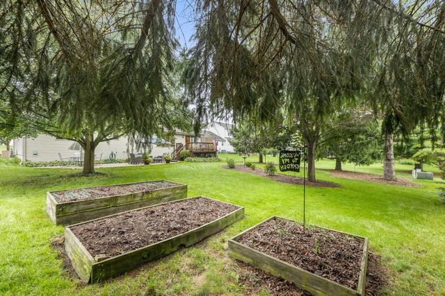 506 E Rossman STREET, Hartford, WI 53027