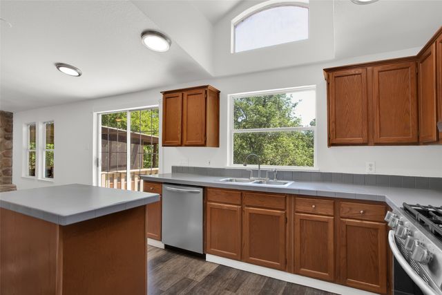 109 Scenic Drive, Pottsboro, TX 75076
