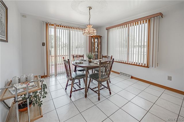 6926 Rebecca Drive, Wheatfield, NY 14304