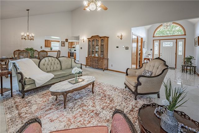 6926 Rebecca Drive, Wheatfield, NY 14304
