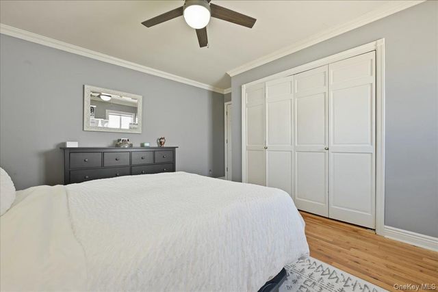 648 Dogwood Avenue, Franklin Square, NY 11010