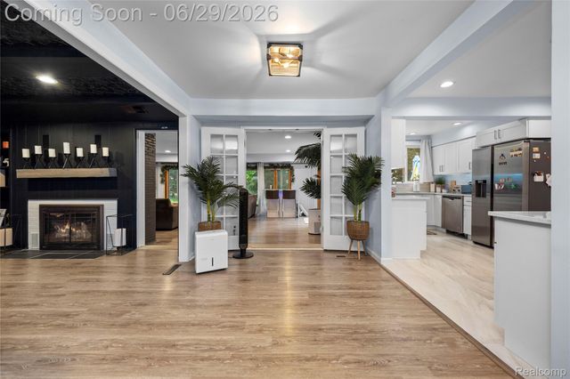 6085 Worlington Road, Bloomfield Hills, MI 48301