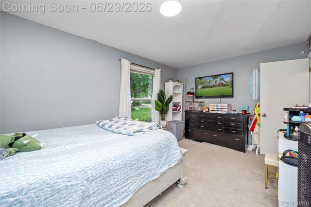 6085 Worlington Road, Bloomfield Hills, MI 48301