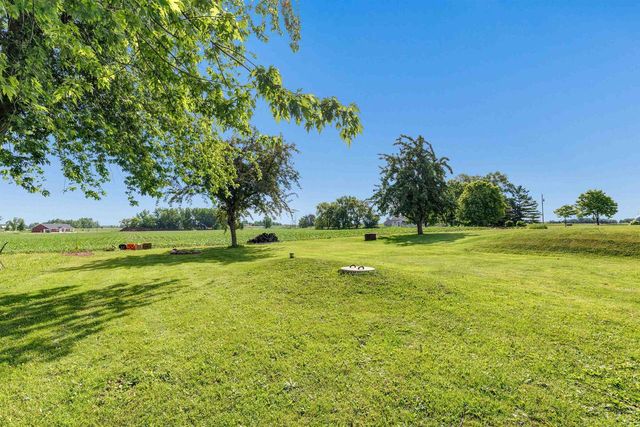 W1570 COUNTY ROAD C, Pulaski, WI 54162