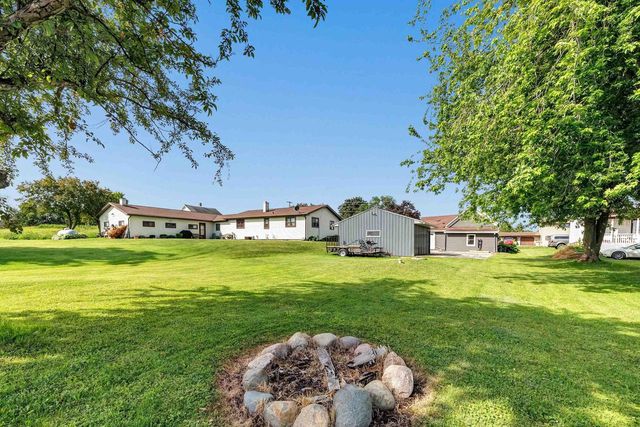W1570 COUNTY ROAD C, Pulaski, WI 54162