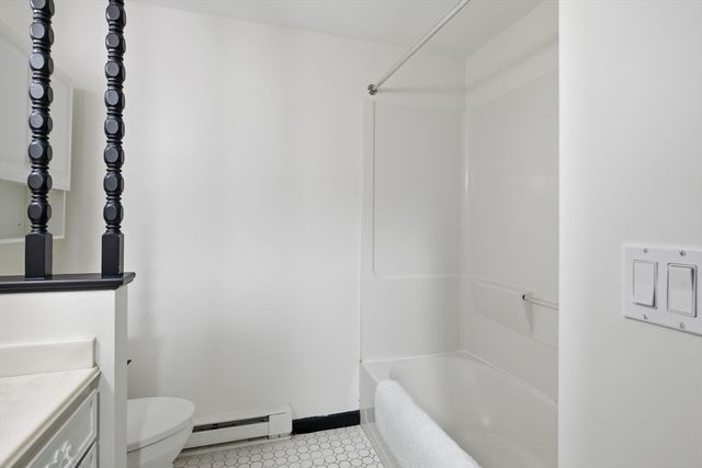 235 Vineland Ave, East Longmeadow, MA 01028