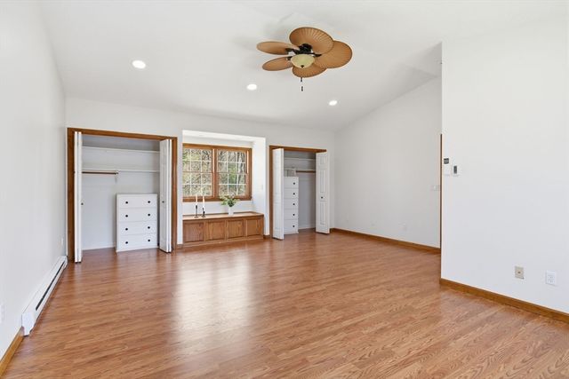 235 Vineland Ave, East Longmeadow, MA 01028