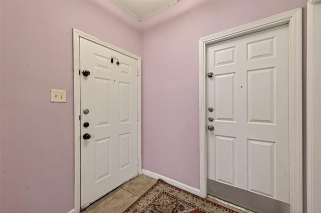 6027 Shadow Isle Lane, Houston, TX 77084