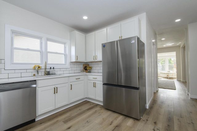 3328 9TH STREET, Milwaukee, WI 53215