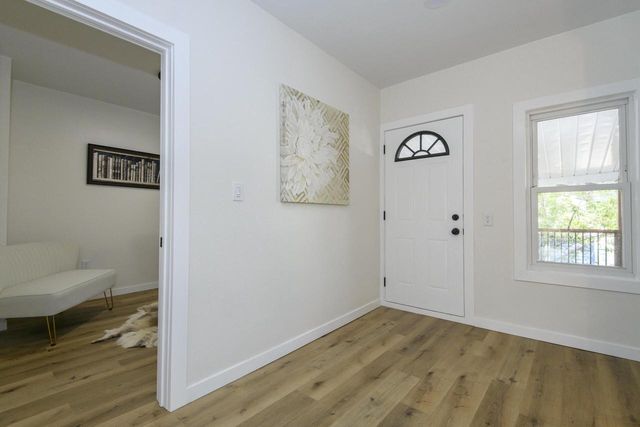 3328 9TH STREET, Milwaukee, WI 53215