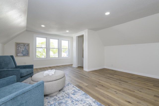 3328 9TH STREET, Milwaukee, WI 53215