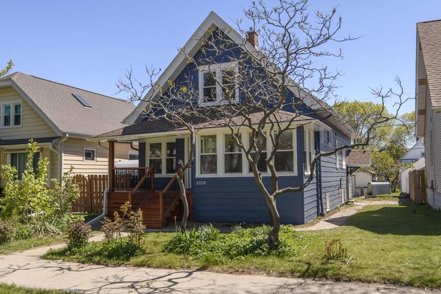 3328 9TH STREET, Milwaukee, WI 53215