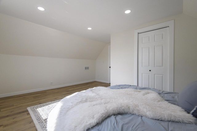 3328 9TH STREET, Milwaukee, WI 53215