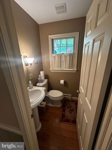 105 NORTHVIEW RD, Lititz, PA 17543