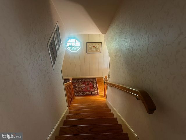 105 NORTHVIEW RD, Lititz, PA 17543