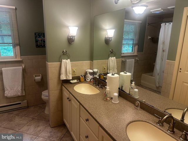 105 NORTHVIEW RD, Lititz, PA 17543