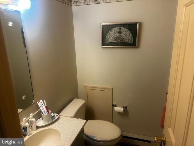 105 NORTHVIEW RD, Lititz, PA 17543
