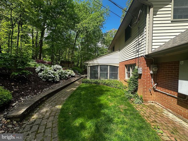 105 NORTHVIEW RD, Lititz, PA 17543