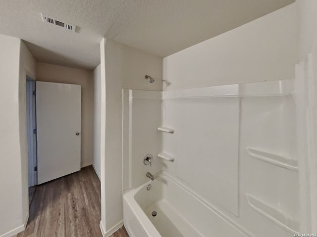 9535 Apple Ridge, San Antonio, TX 78239