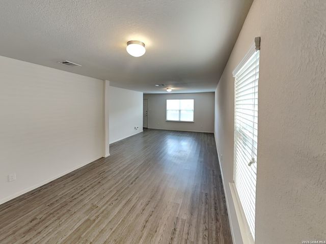 9535 Apple Ridge, San Antonio, TX 78239