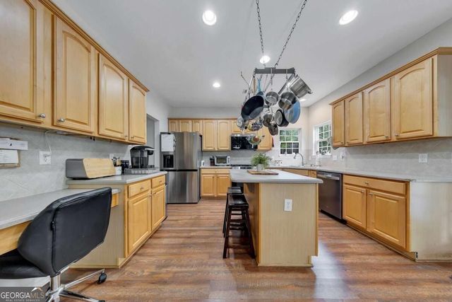 419 Highlands Loop, Woodstock, GA 30188