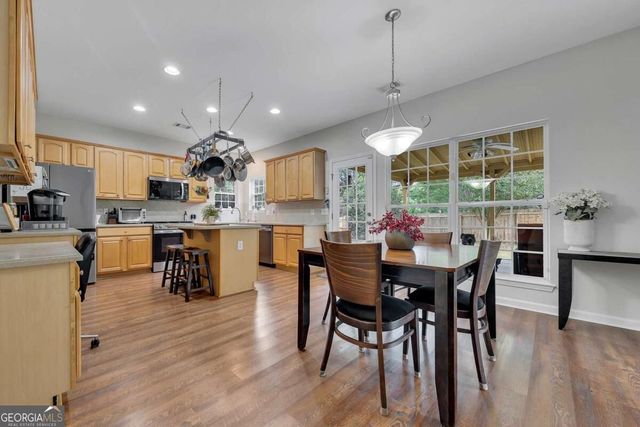 419 Highlands Loop, Woodstock, GA 30188