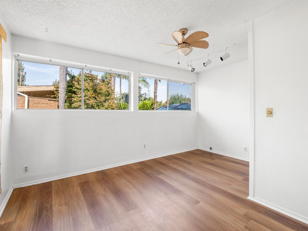 Image 18 of property listing at 1486 W Roberts Avenue, Fresno, CA 93711