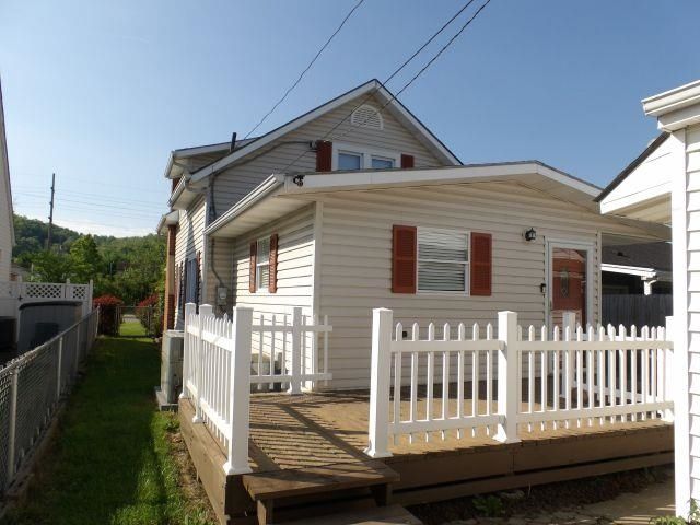 3502 Waverly Road, Huntington, WV 25704