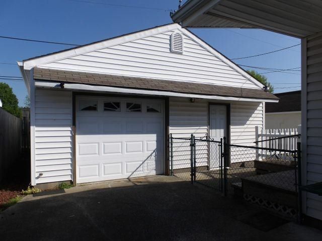 3502 Waverly Road, Huntington, WV 25704