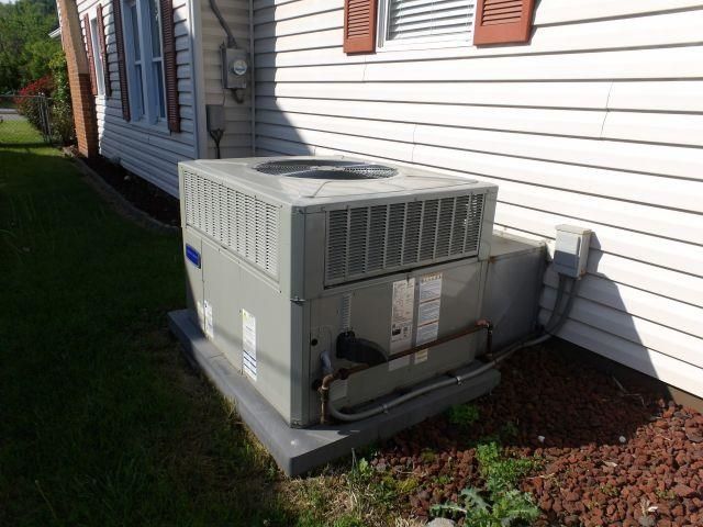 3502 Waverly Road, Huntington, WV 25704