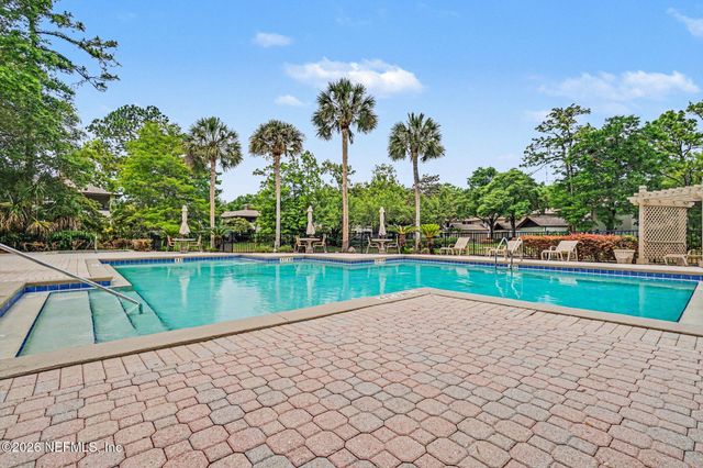 10150 BELLE RIVE Boulevard 402, Jacksonville, FL 32256