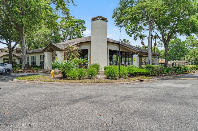 10150 BELLE RIVE Boulevard 402, Jacksonville, FL 32256
